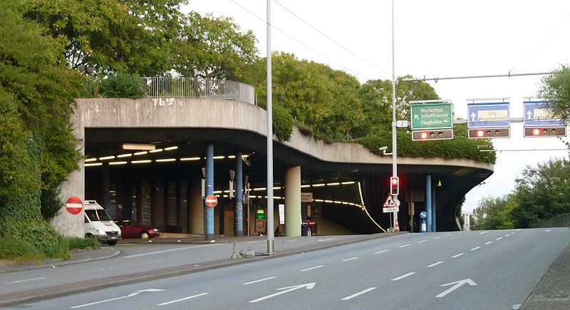 File:Milchbucktunnel.jpg