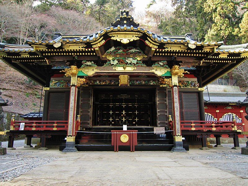 File:Myogi-jinja Haiden-Heiden-Honden 1.jpg