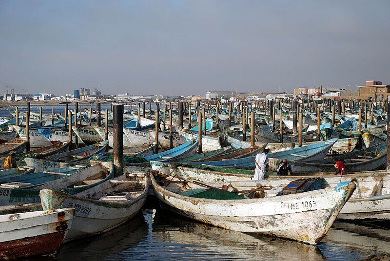 File:Nouadhibou,PortArtisanal1.jpg