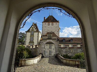 Oberhofen Castle