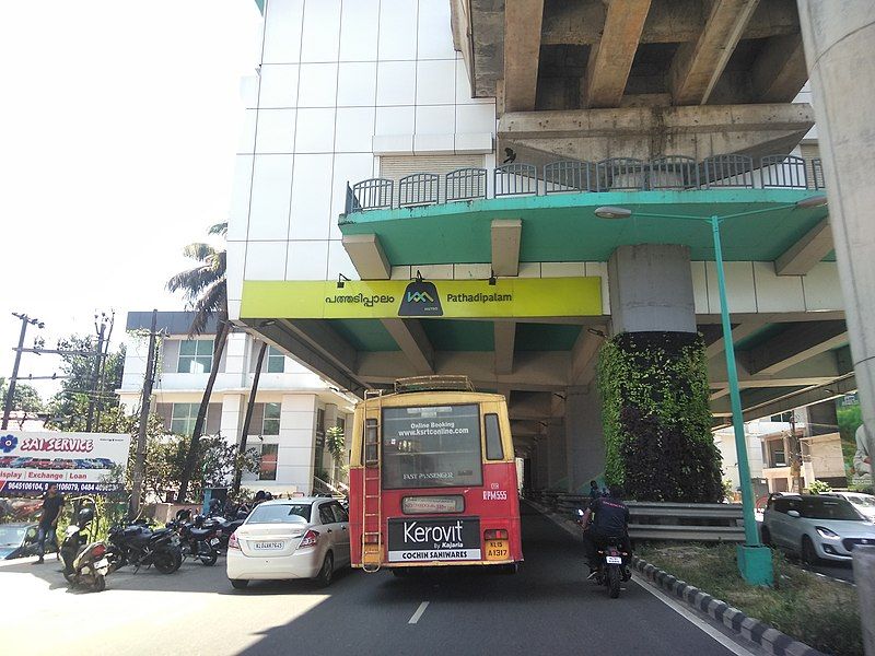 File:Pathadipalam Metro station.jpg