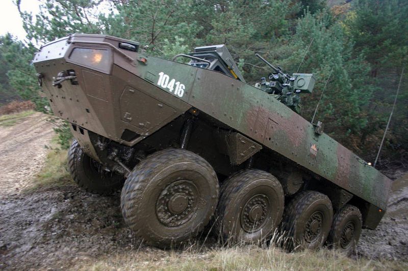 File:Patria AMV-Svarun.jpg