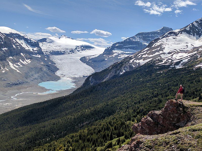 File:Saskatchewan Glacier 2017.jpg