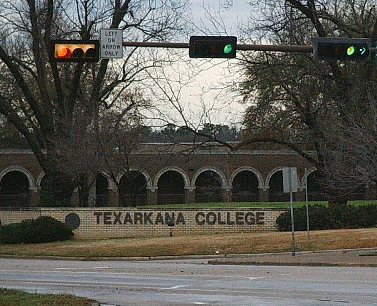 File:Texarkana College.jpg