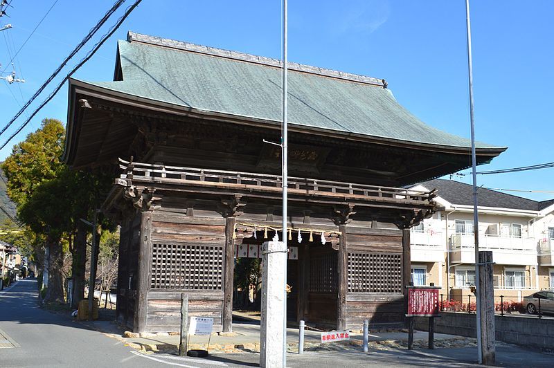 File:Tosa-jinja roumon.JPG