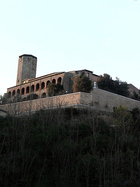 File:Castellopippo.jpg