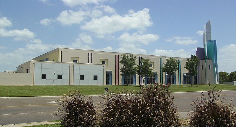 File:Laredo Public Library.JPG