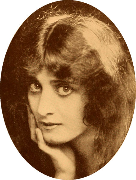 File:Margarita Fischer 1917.png