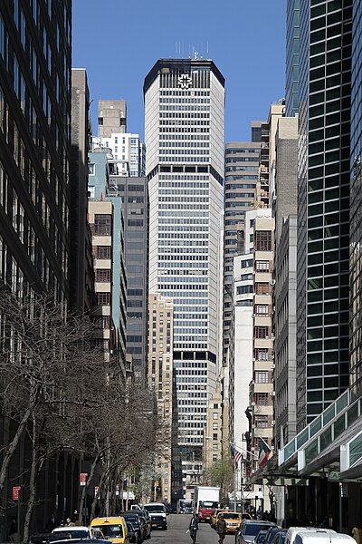 File:MetLife Building.jpg