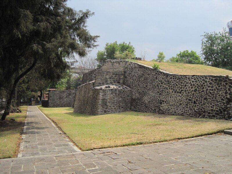 File:Ruinas en Mixcoac.jpg