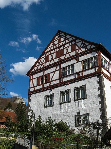 File:Schloss Heubach.JPG