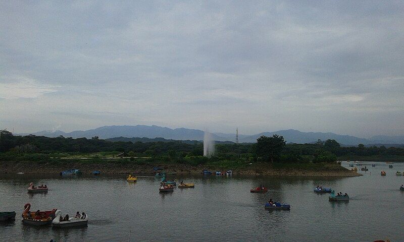 File:Sukhna Lake image.jpg