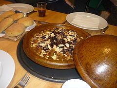 Tajine with lamb, prunes and almonds