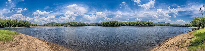 File:Thoonakadavu Dam.jpg