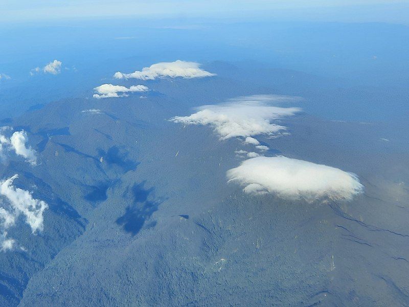 File:Trusmadi Range Sabah.jpg