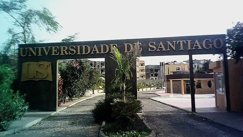 File:Universidade de Santiago.jpg