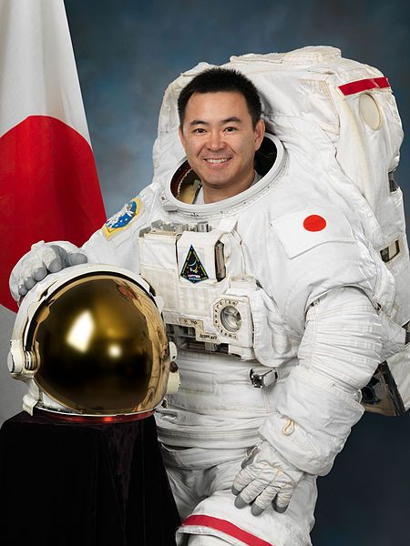 File:Akihiko Hoshide 2012.jpg