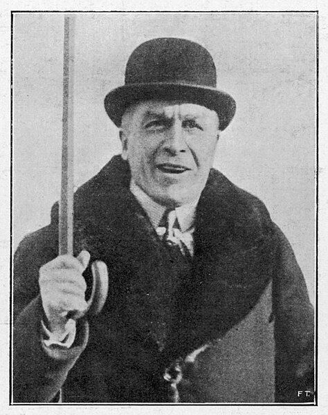 File:Alfred Loewenstein-umbrella.jpg