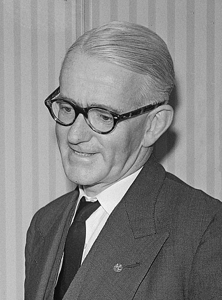 File:Alfred Stirling 1953.jpg