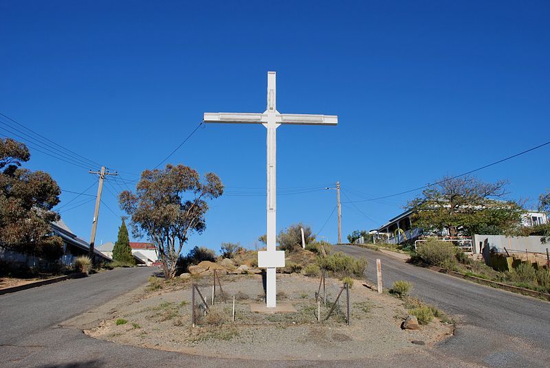 File:BrokenHillCross.JPG