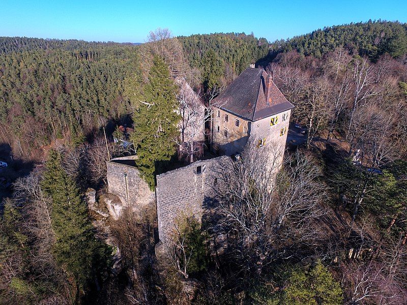 File:Burg-Rabeneck 2021-02-28 05.jpg