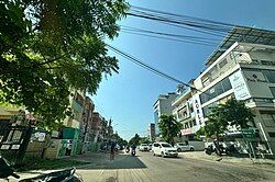 A road in Chitrakoot Colony (Jaipur).