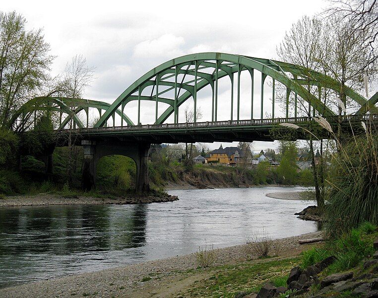 File:Clackamas99Ebridge.jpg