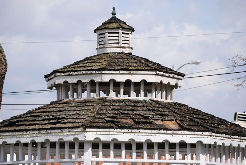 File:Courthouse Gazebo.JPG