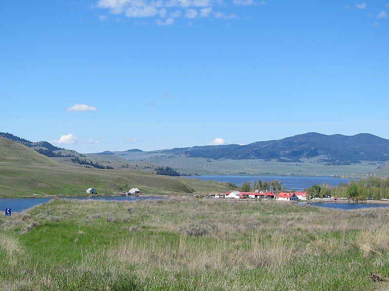 File:DouglasLakeRanch.jpg