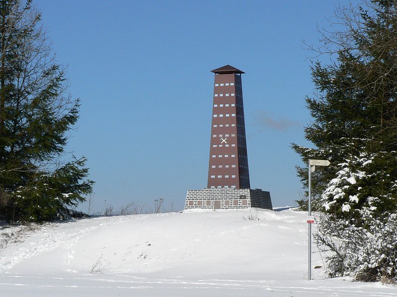 File:Eschenburgturm-Modell.jpg