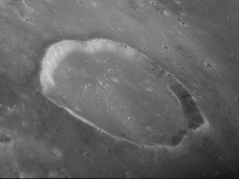 File:Gambart crater AS12-52-7736.jpg