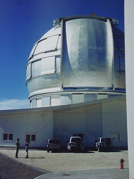 File:Gran-telescopio-20030331.jpg