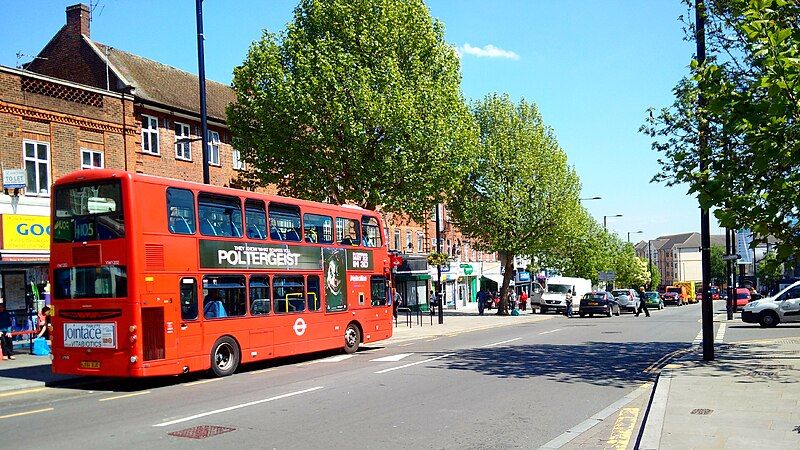 File:Greenford Ruislip-Road.jpg