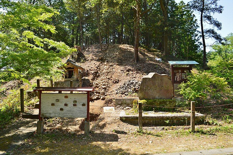 File:Komyosan Kofun, kouenbu-1.jpg