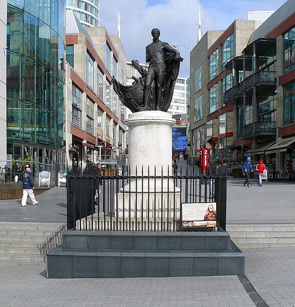 File:Nelson Statue Birmingham.jpg