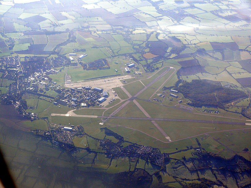 File:RAF Lyneham 03.JPG