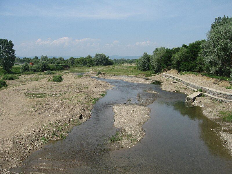 File:Suceviţa River.jpg