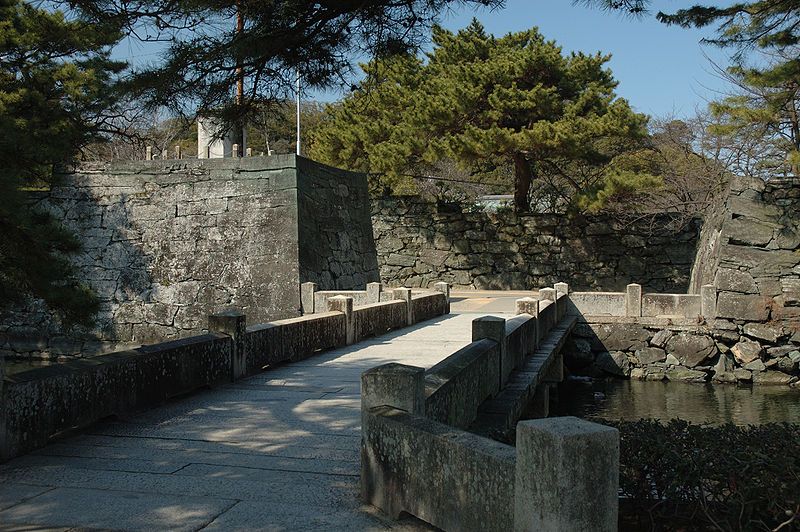 File:Tokushima castle 03.JPG