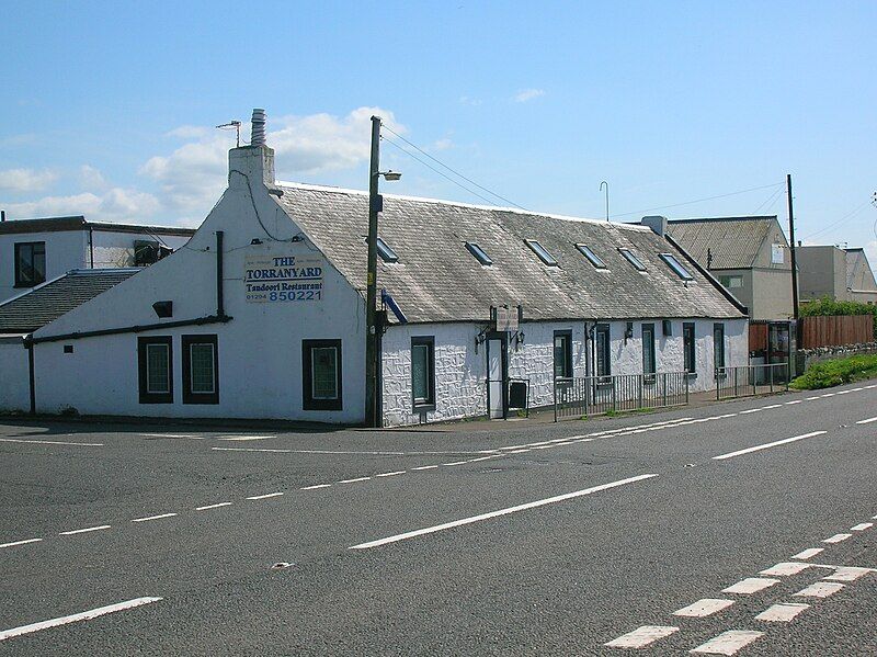 File:Torranyard Inn.jpg