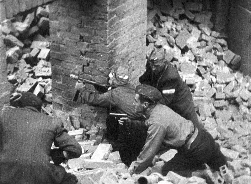 File:Warsaw Uprising Blyskawica.jpg