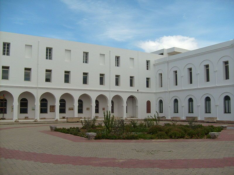 File:Cour MNC.JPG