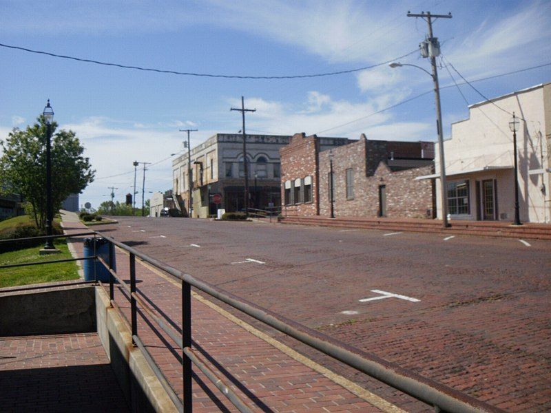 File:Downtown Hazlehurst, Mississippi.jpg