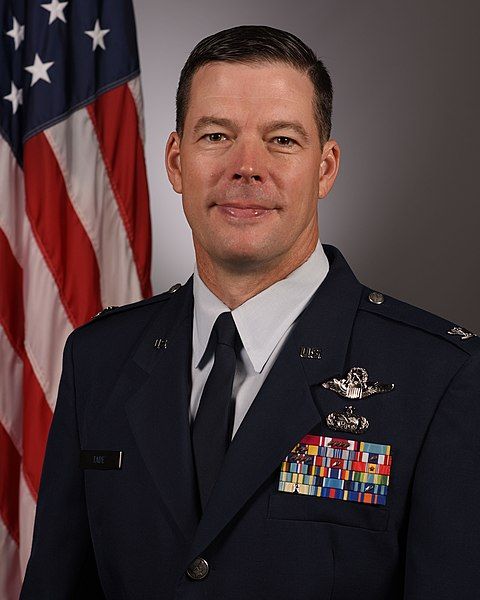 File:Gavin D. Tade.jpg