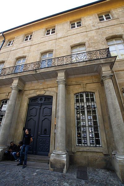 File:Hotel-d-esmivy-de-moissac-4-cours-mirabeau-aix-en-provence-1.jpg