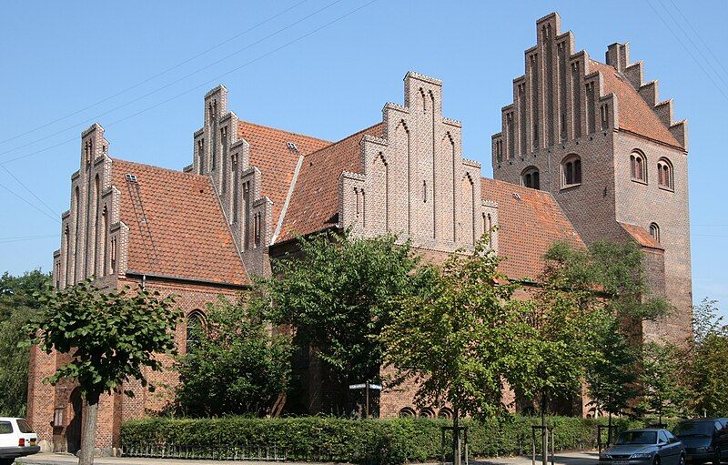 File:Kildevaeldskirken Copenhagen.jpg