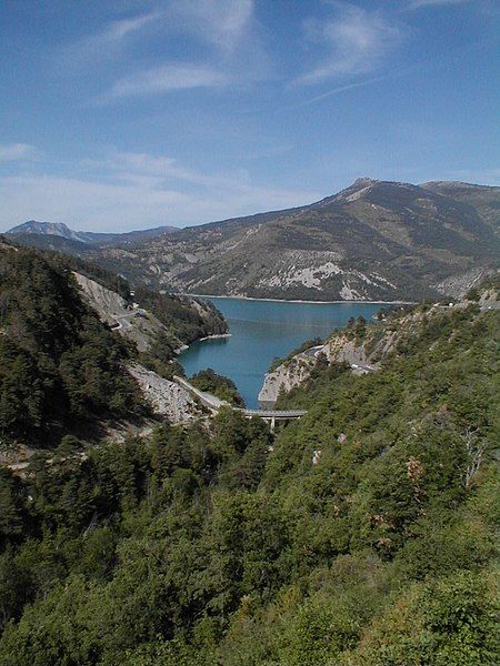 File:Lac de Castillon.JPG