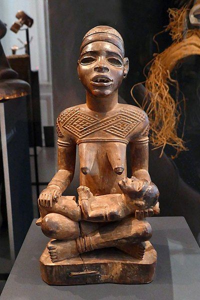 File:Maternité Phemba-Africa Museum.jpg