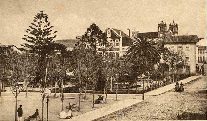 File:Praça Almada 1919.jpg