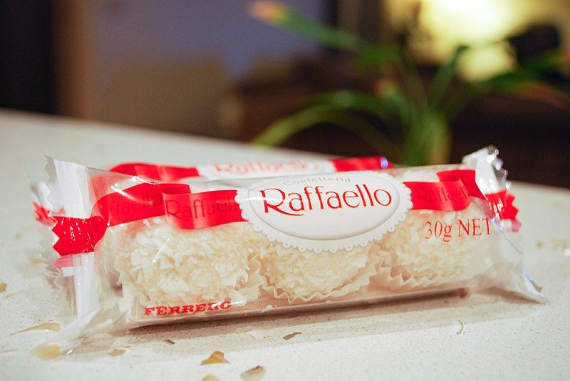 File:Raffaello - Ferrero.jpg