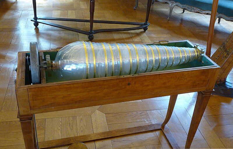 File:Unterlinden-Glass harmonica (3).jpg